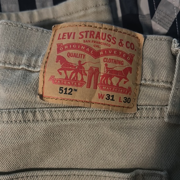 soon going to donationLevi’s men jeans sizeW31 L30 long sleeve M - Picture 2 of 7